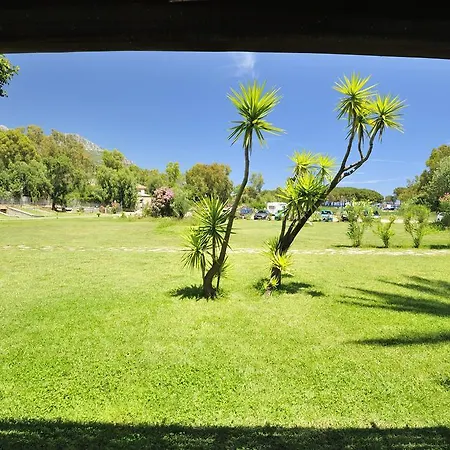 Parque de vacaciones Tancau Village Beach & 3*