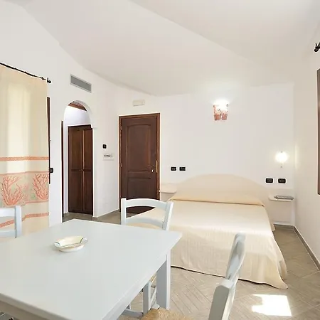 Tancau Village Beach & 3*
