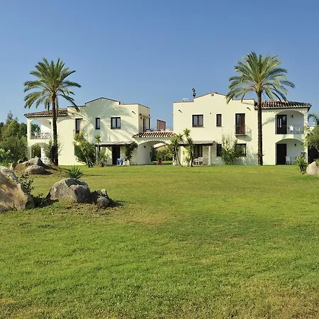 Tancau Village Beach & Village de vacances 3*